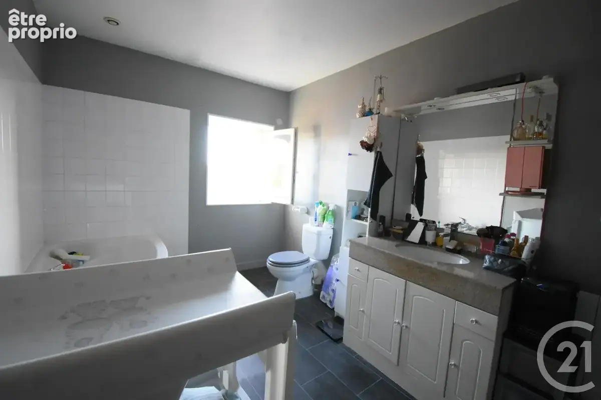 Maison 8 pièces 287 m² à vendre à Lapalisse (03120) - photo 9