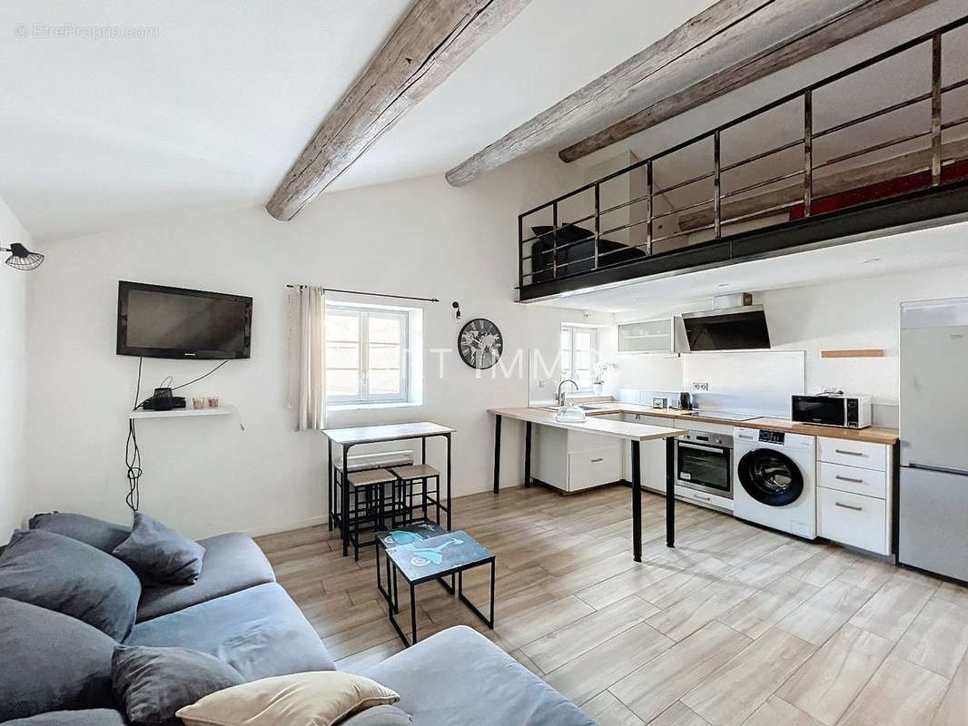 Appartement à FONTAINE-DE-VAUCLUSE