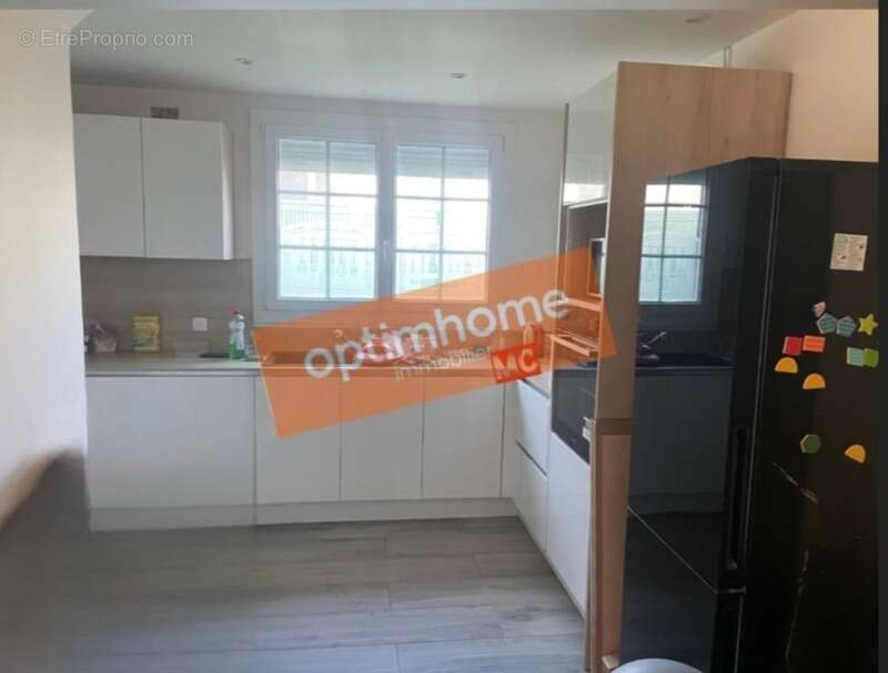 Maison à LA BONNEVILLE-SUR-ITON