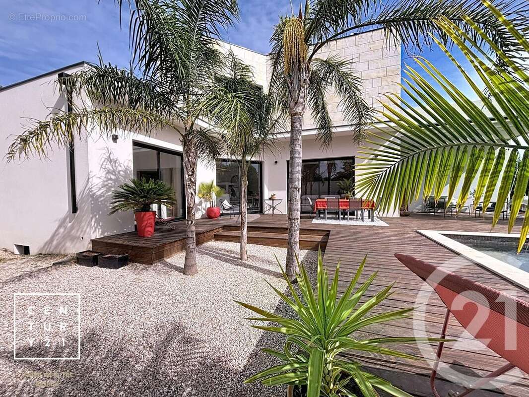 Maison à SAINT-FELIU-D&#039;AVALL