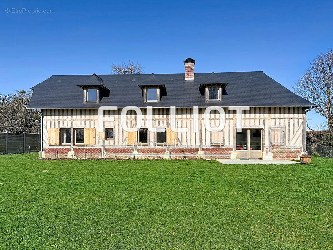 Maison à EPAIGNES