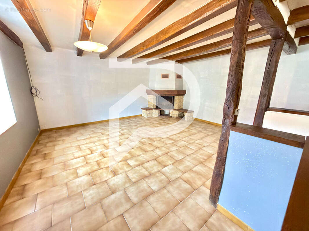 Maison à MARNAY-SUR-MARNE