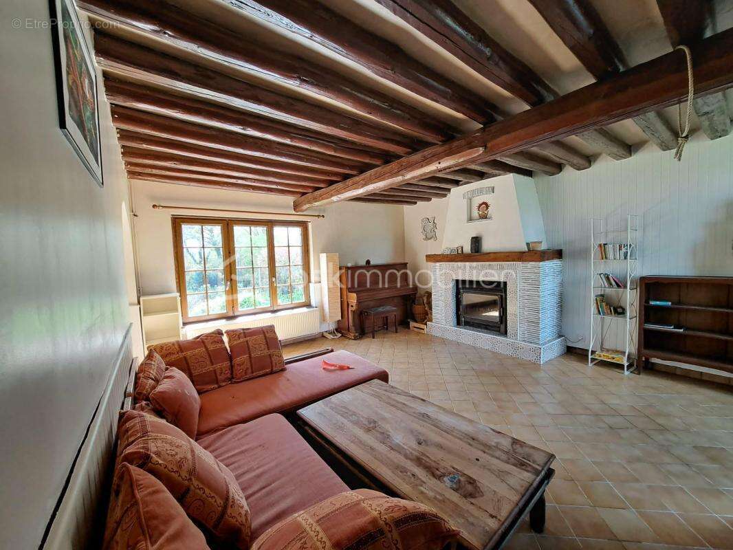 Propriété de Caractère sur 4,3 Hectares – Potentiel Équestre - photo 7