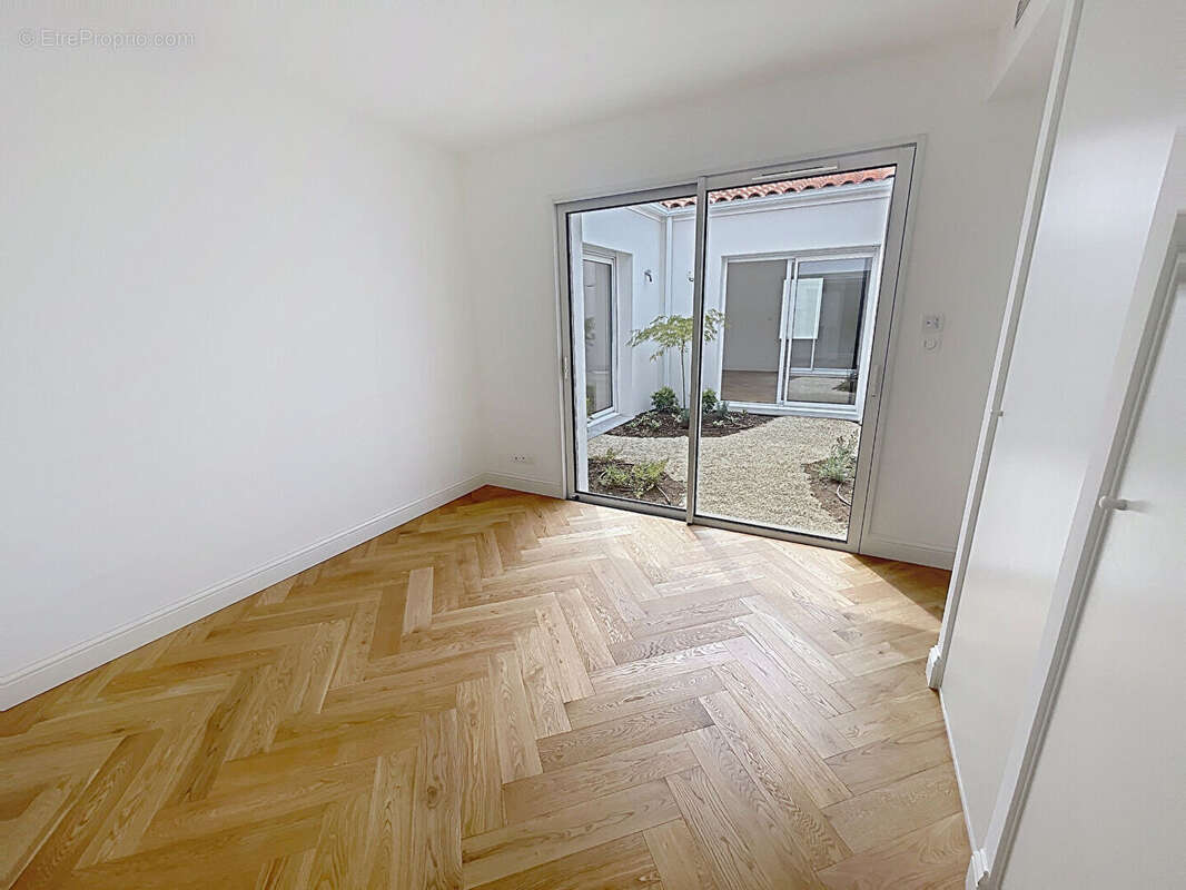 Maison La Jarrie 4 pièces 122 m2 - photo 6