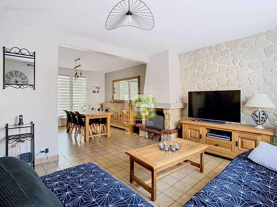 Maison familiale 112 m² en excellent état - Calme, commerces et écoles à pied - photo 4