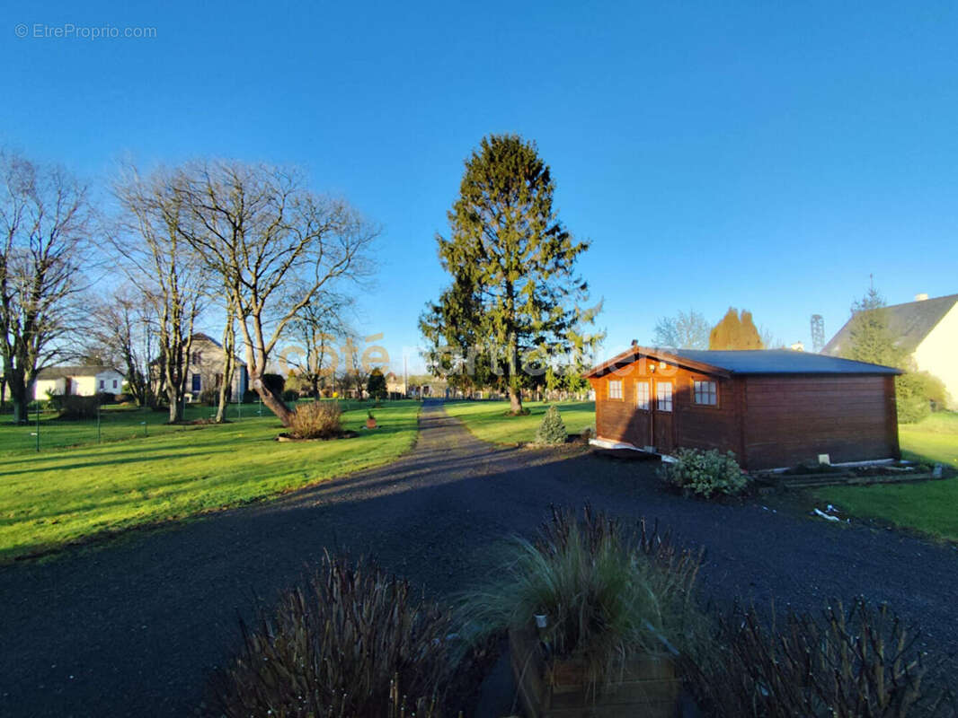 Maison à LE MESNILLARD