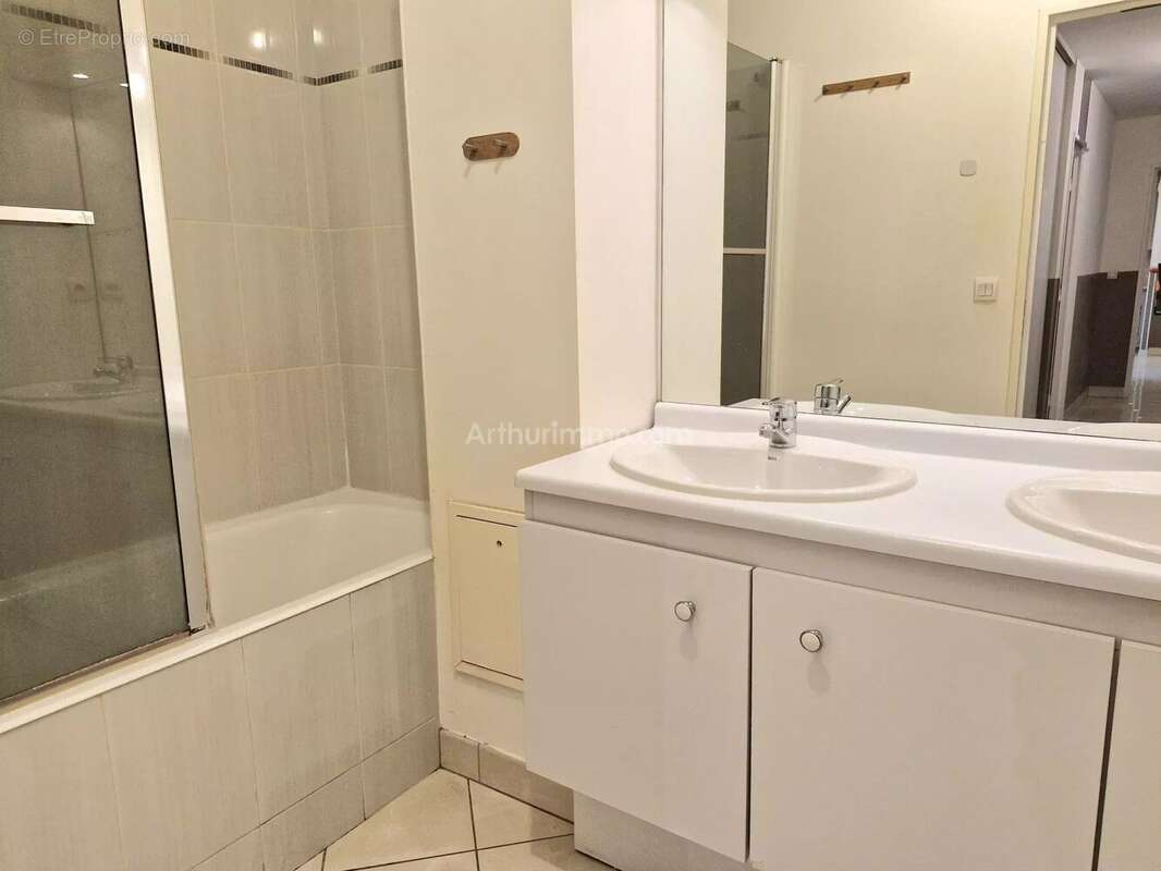 Appartement à SAINT-FARGEAU-PONTHIERRY