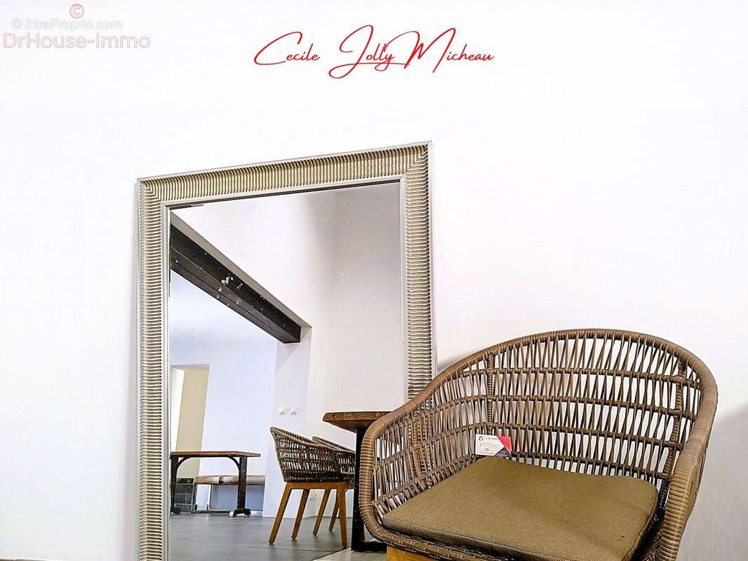 Maison 224 m² à Bourg  - photo 59