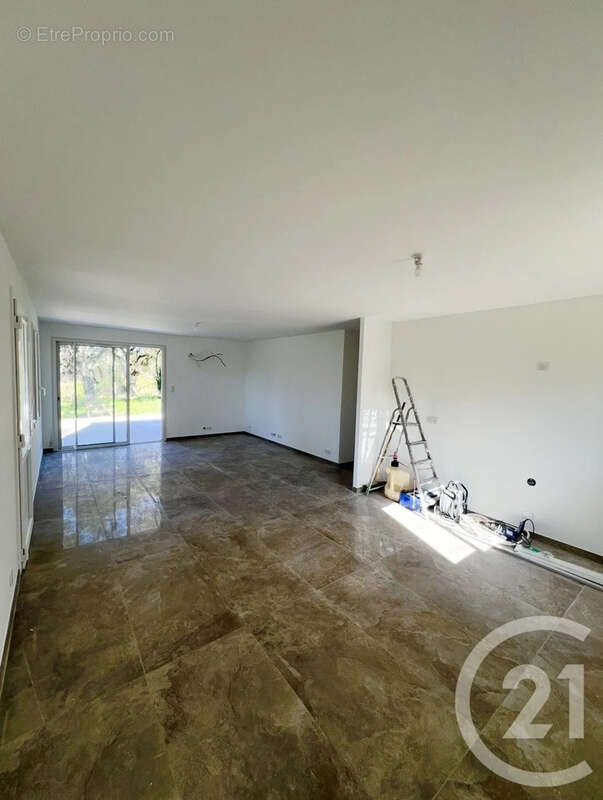 Maison 81 m² à Aleria  - photo 5