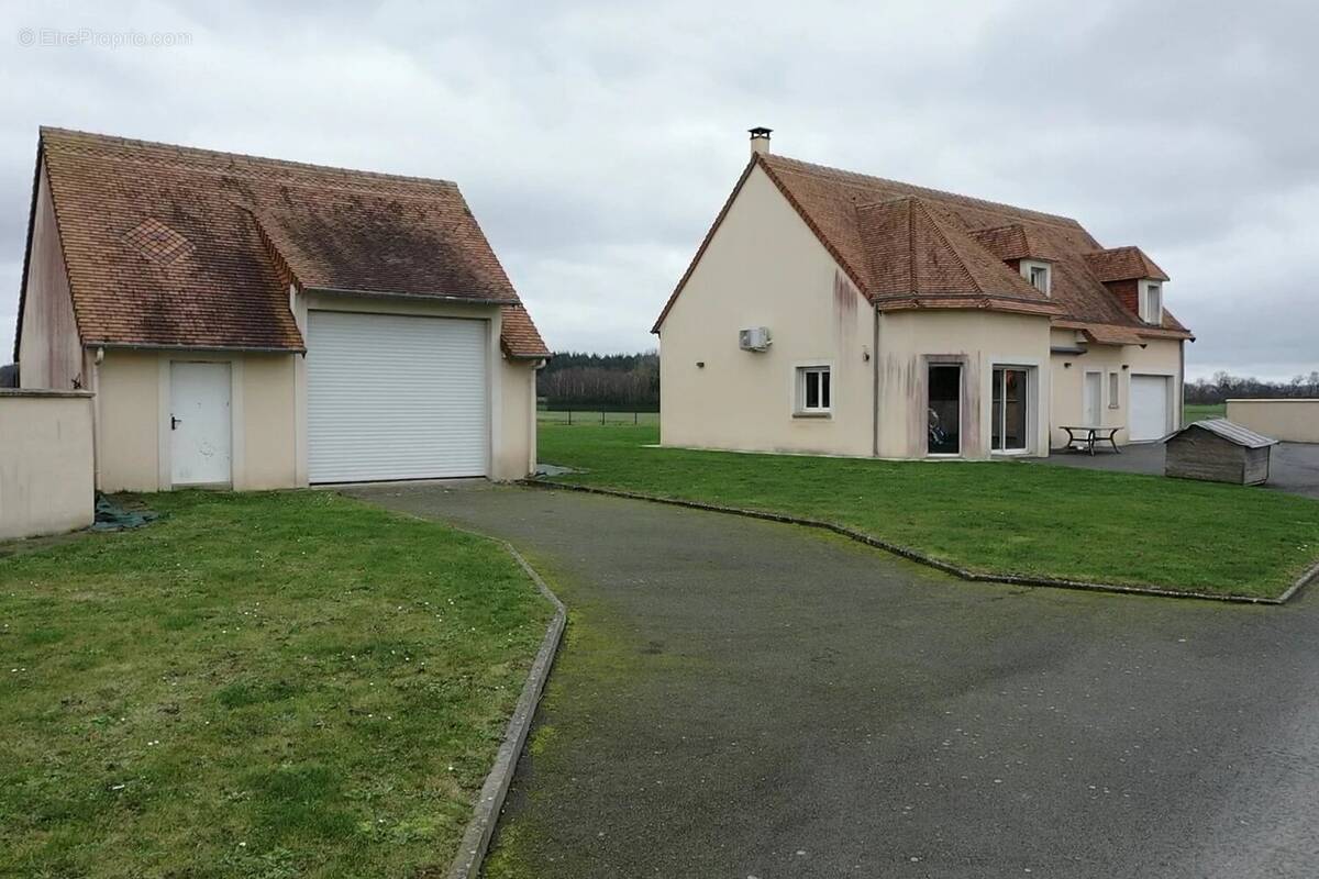 Maison à FRESNEY-LE-VIEUX