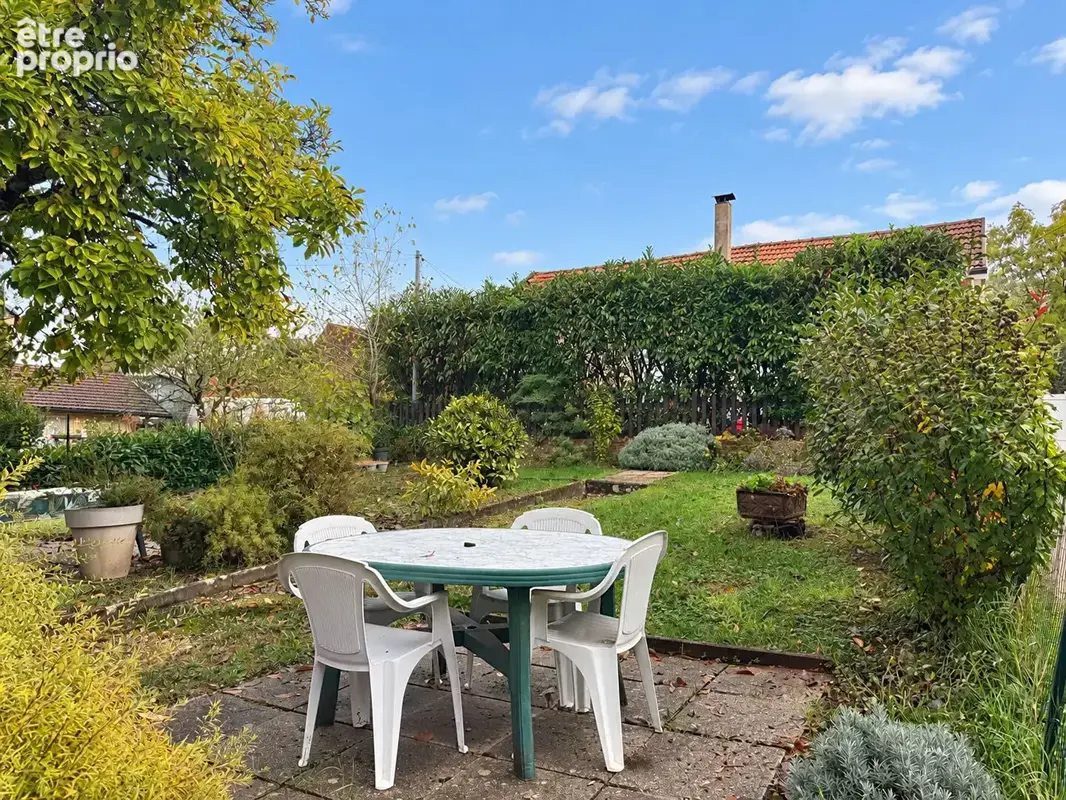 Appartement Montmorot 3 pièces / 2 chambres / 68.84 m² (80 m² au sol) - photo 5