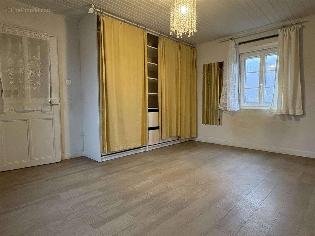 Maison à GACE