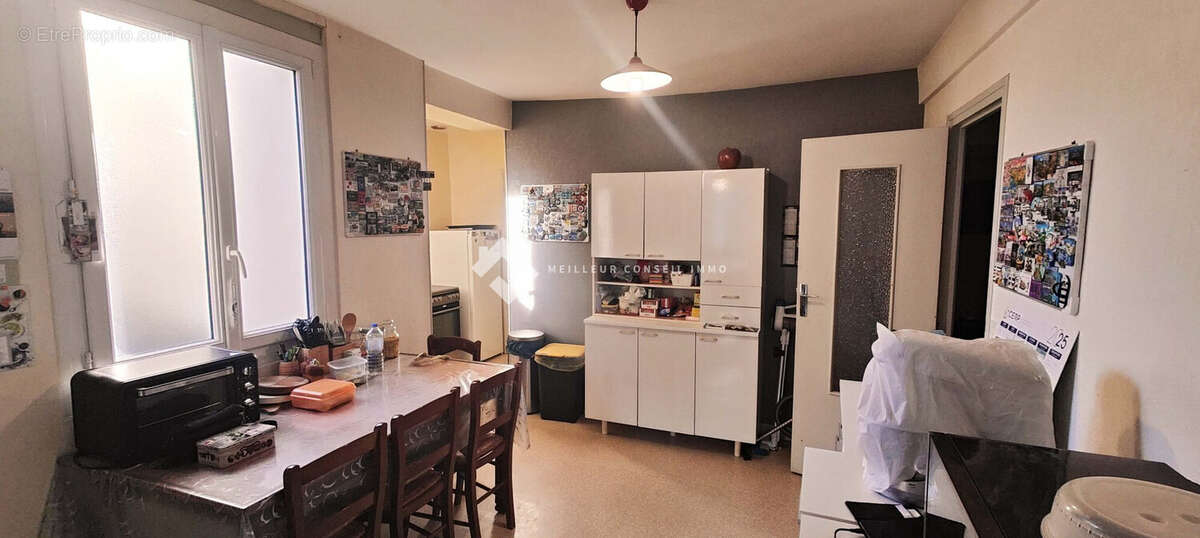 Appartement à CAUREL