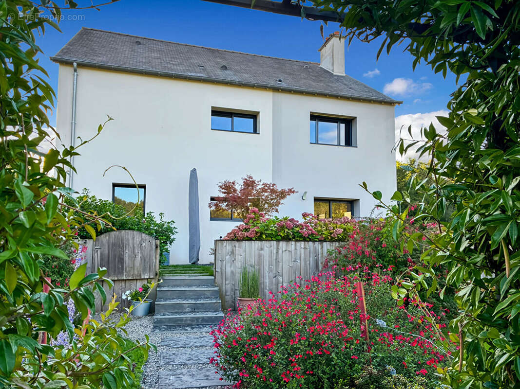 Maison à THORIGNE-FOUILLARD