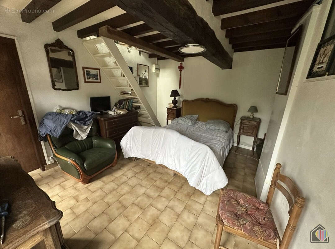 Maison à SASSETOT-LE-MAUCONDUIT