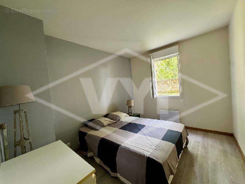 Appartement à COMBS-LA-VILLE