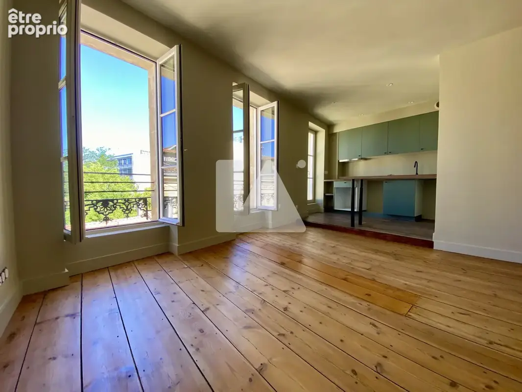 Appartement à BORDEAUX
