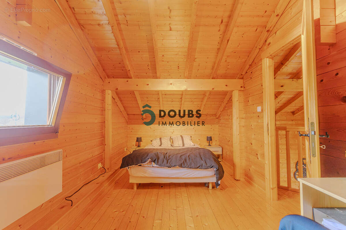 Maison à LONGEMAISON