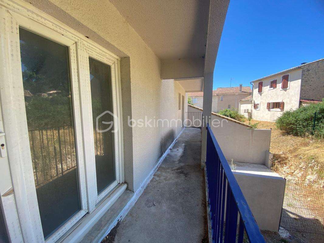 SAINT-CHRISTOL ((84) - Créez votre grand T2 sur mesure avec balcon ! Plateau sous forme d'appartement de 68 m² env. situé au 1er - photo 17