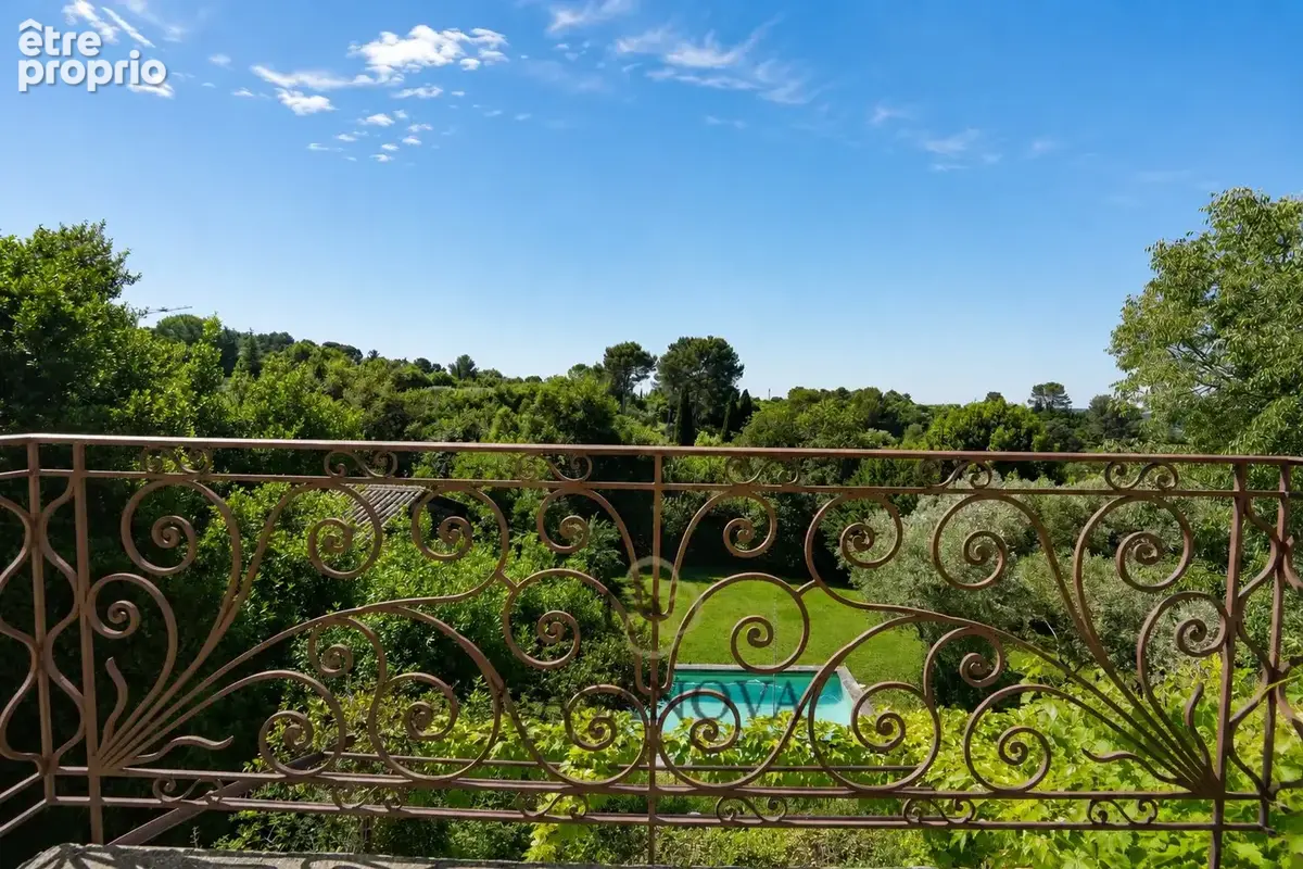 Mont Valat, bastide 196 m², vue dégagée, piscine, double garage - Sommières, entre Nimes et Montpellier. - photo 3