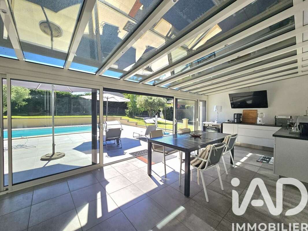 Photo 2 - Maison à FREJAIROLLES