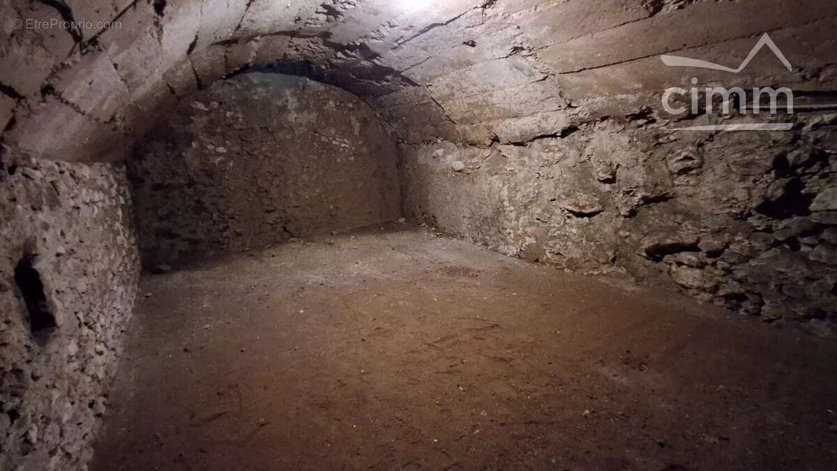 A VENDRE, Vineuil Bourg, maison 3 chambres + pièces aménageables - photo 12