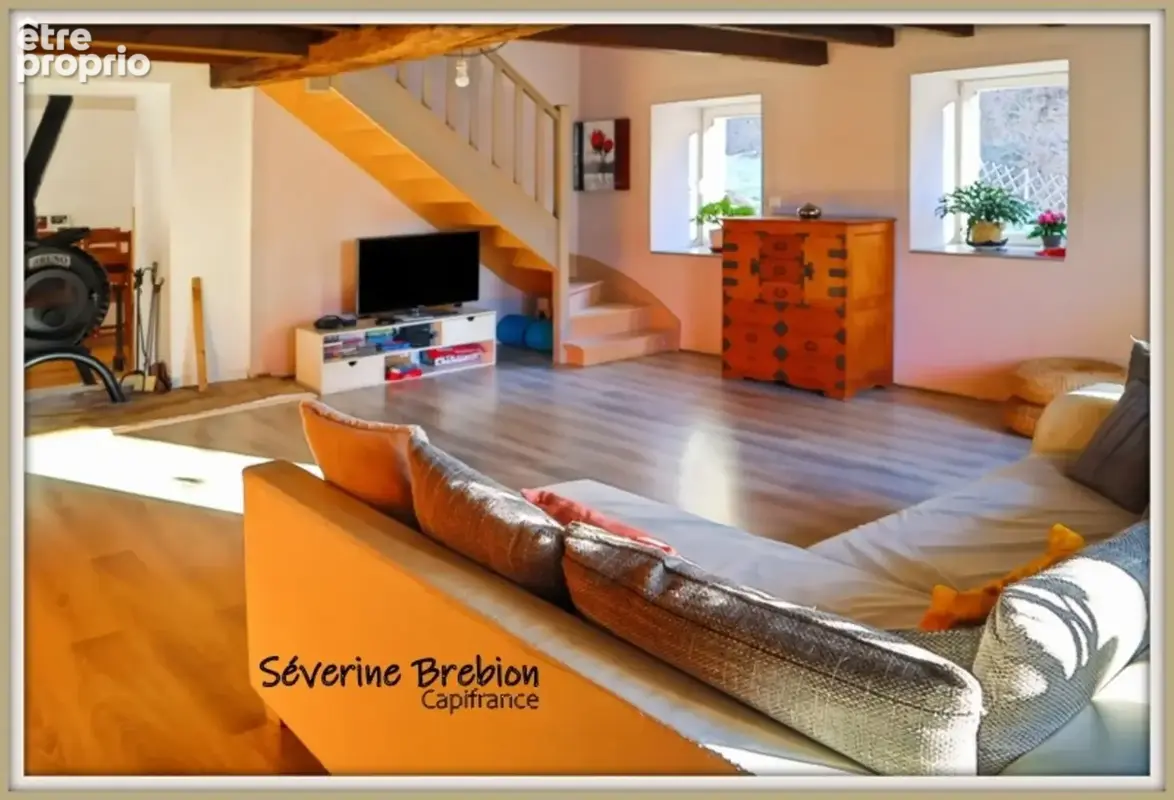  Maison rénovée en pierre de 166 m², 4 chambres, vaste séjour, dépendance, assainissement OK, avec ancien moulin et terrain de 1 - photo 29