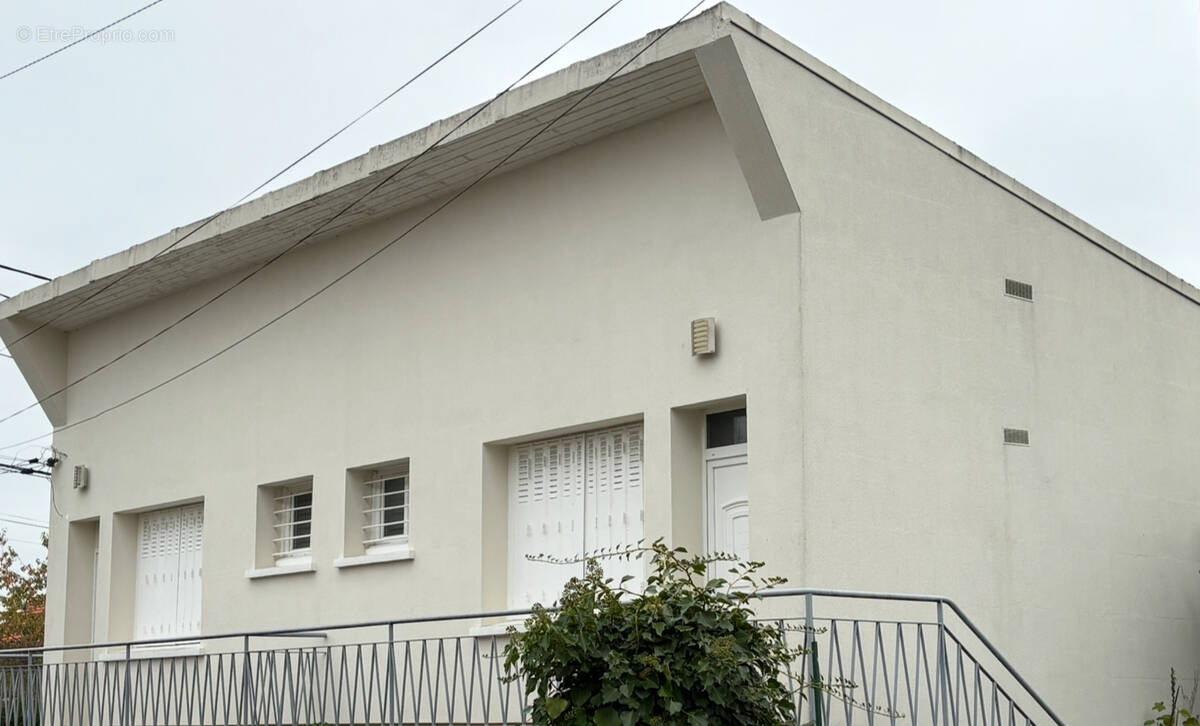 Appartement à SAINT-MICHEL-SUR-ORGE