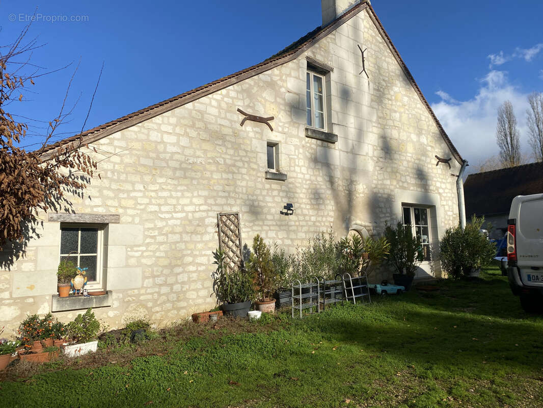 Maison à VERNANTES