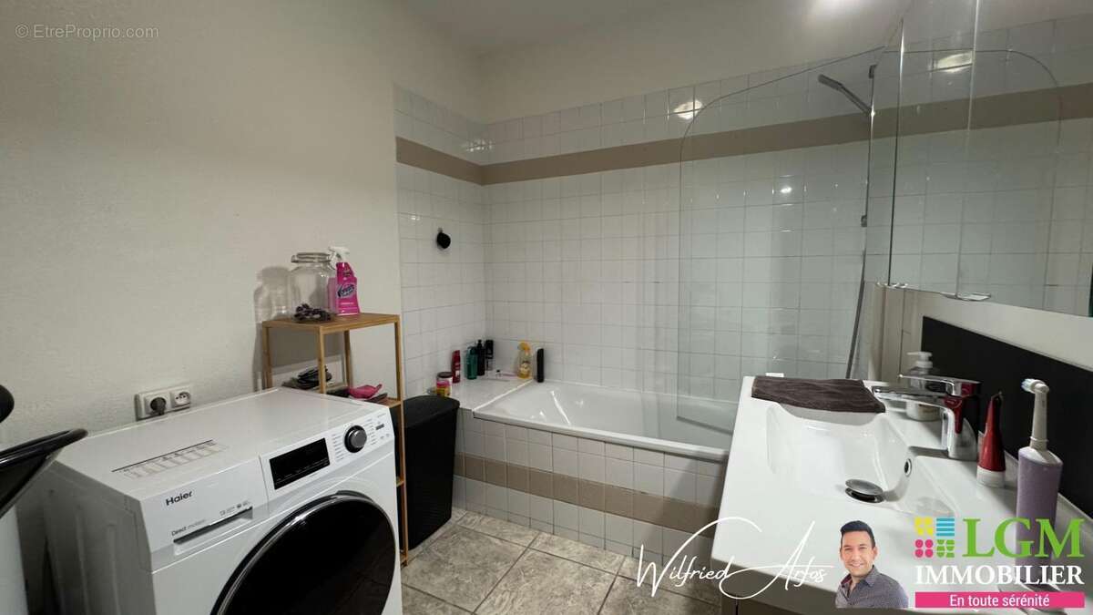 Maison à GALLARGUES-LE-MONTUEUX