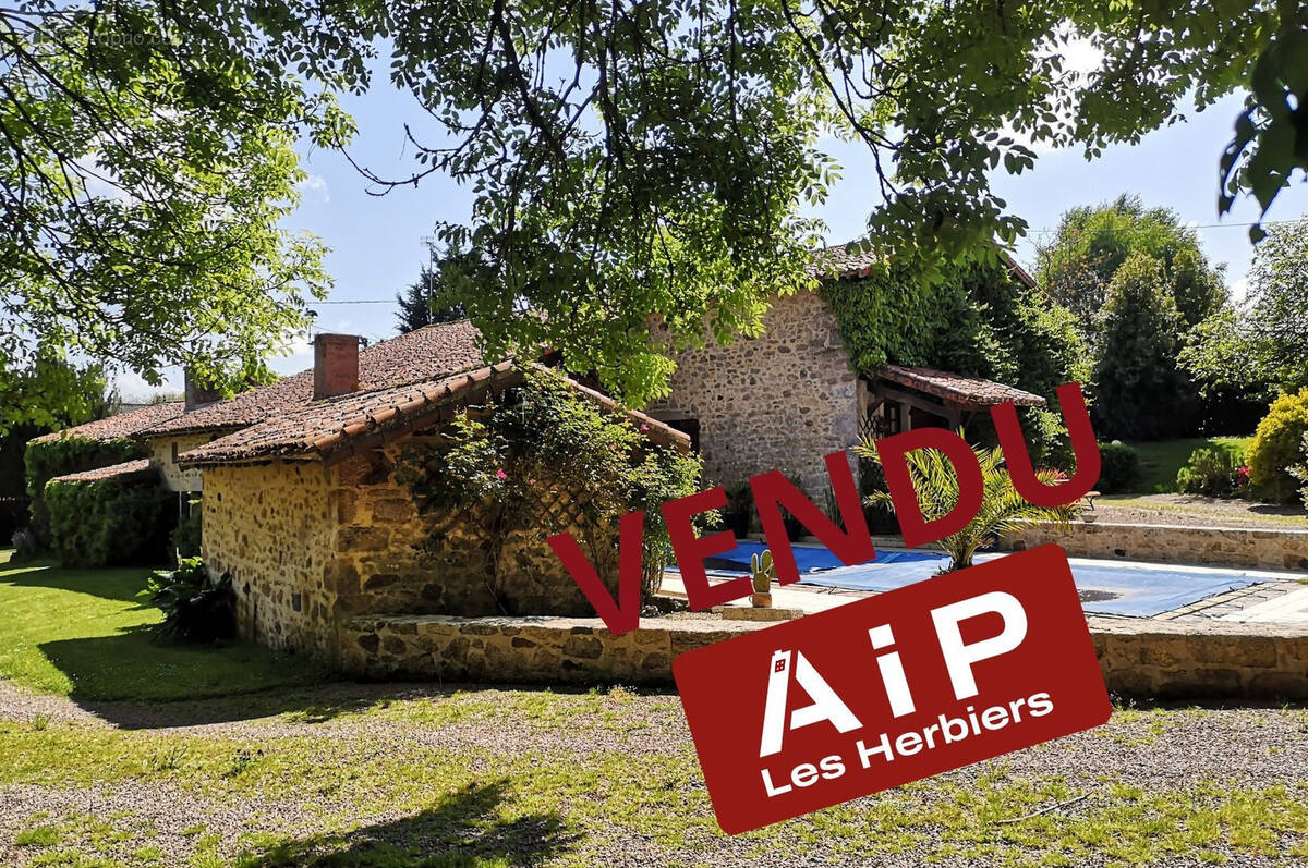 Maison à MENOMBLET
