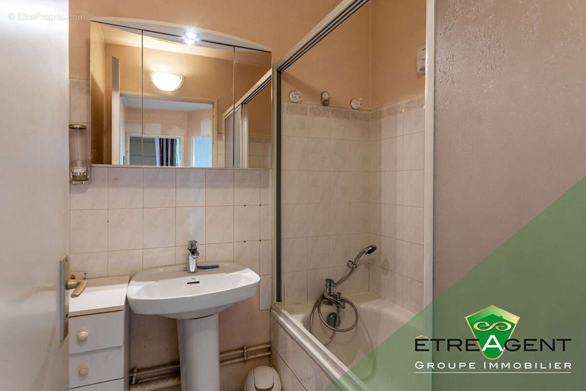 Appartement à VERNEUIL-SUR-SEINE