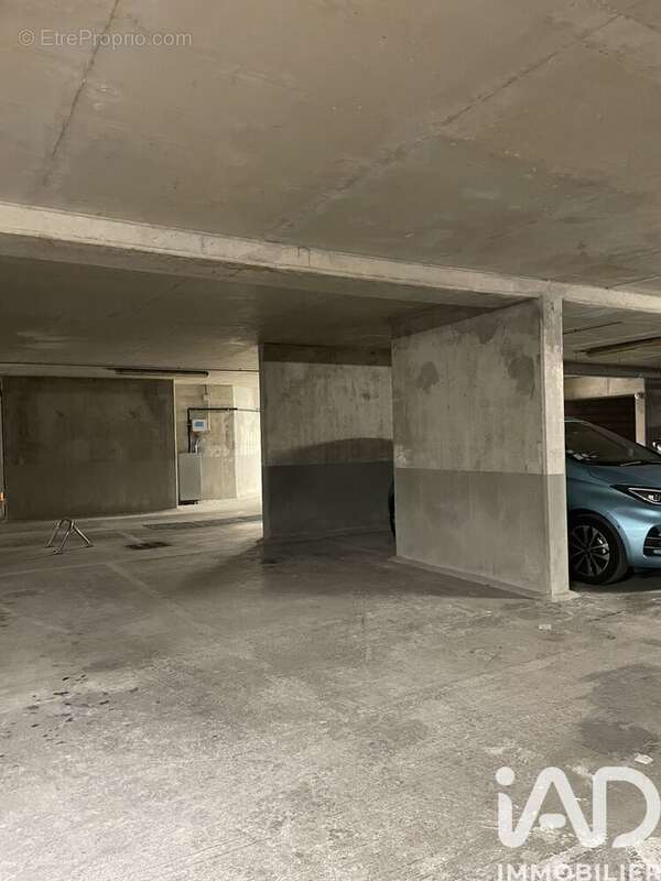 Photo 2 - Parking à ALFORTVILLE
