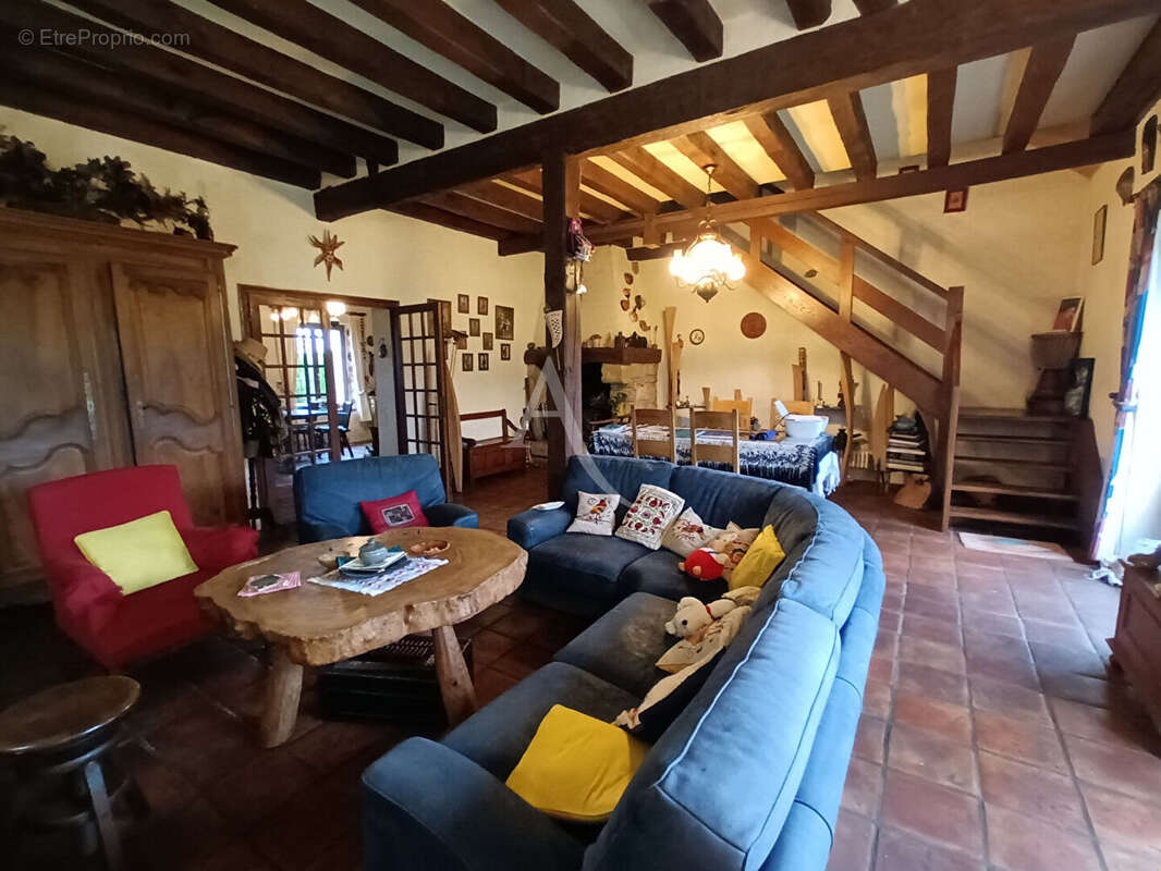 Maison à SAINT-GERVAIS-LA-FORET