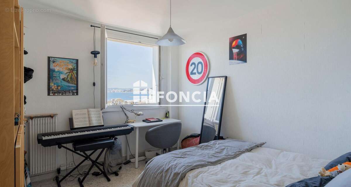 Appartement à MARSEILLE-8E