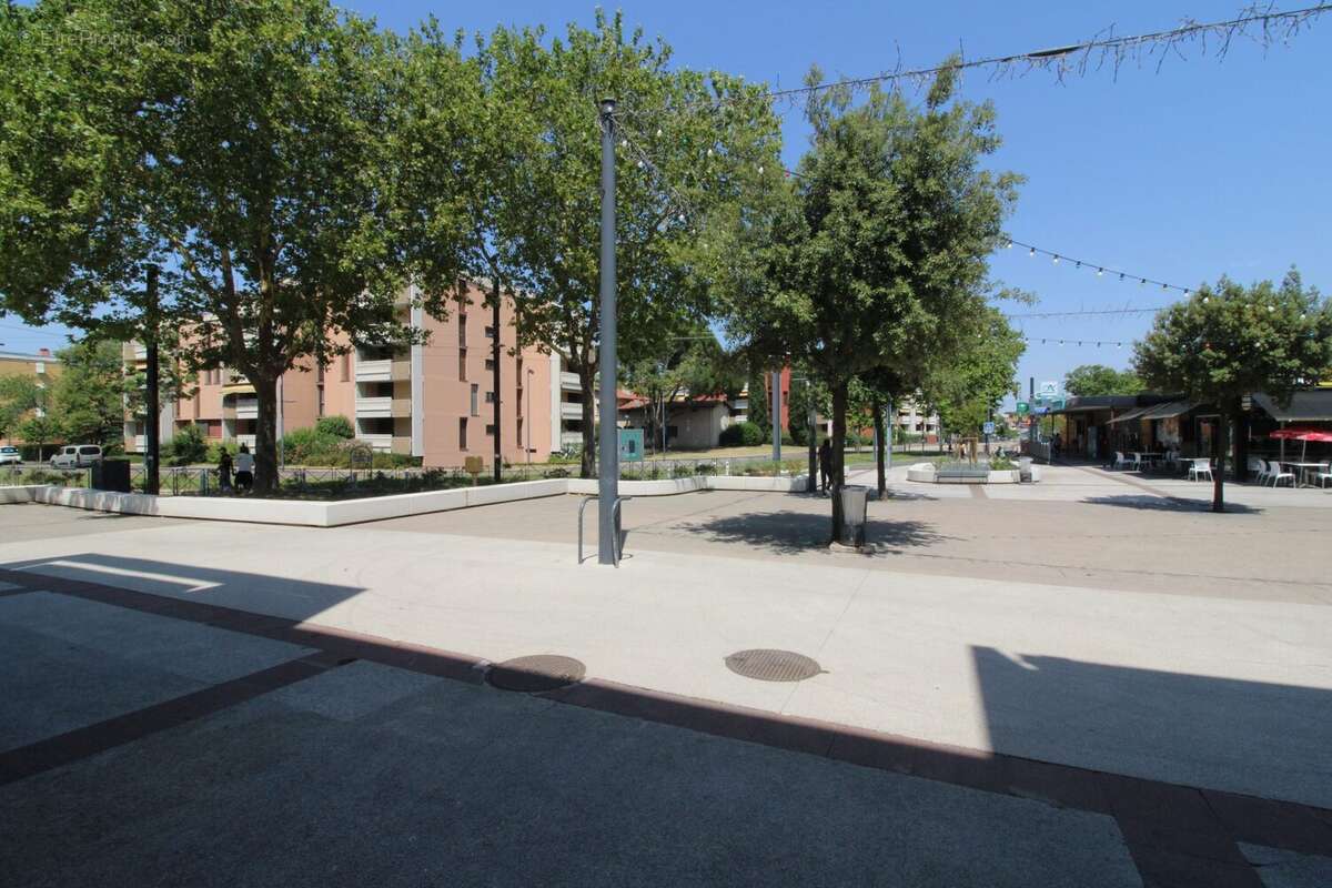 Commerce à BLAGNAC
