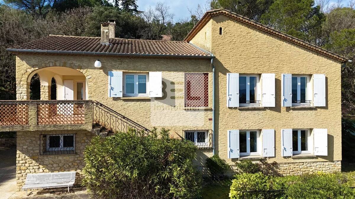 Maison à BAGNOLS-SUR-CEZE