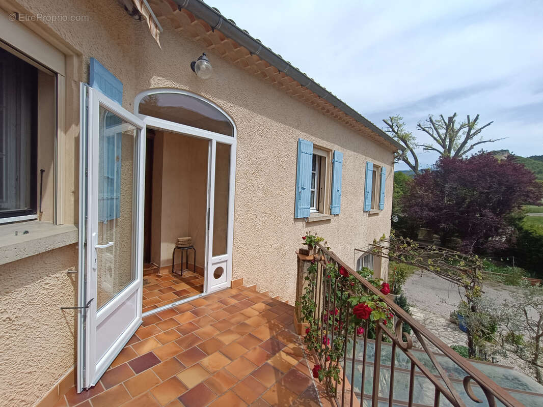 Savoillan / maison a vendre sur 1.3ha de terrain, vue imprenable - photo 10