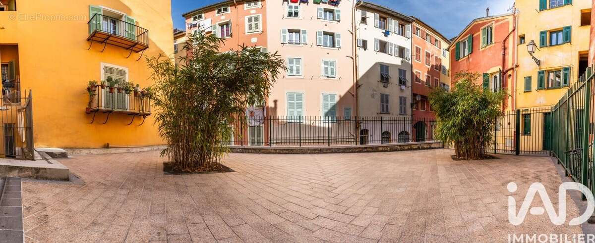 Photo 2 - Commerce à NICE