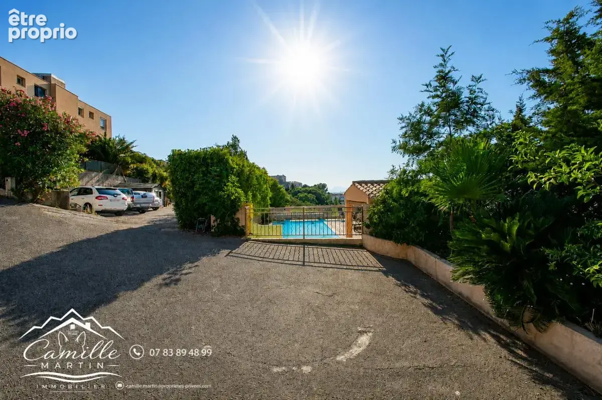 Ensemble de 2 immeubles comprenant 7 appartements sur terrain de 2362m² - photo 7