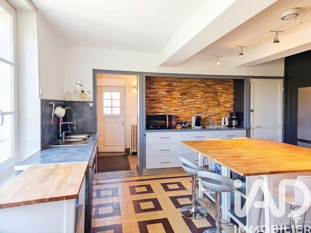 Maison 329 m² à Maubert-Fontaine  - photo 9