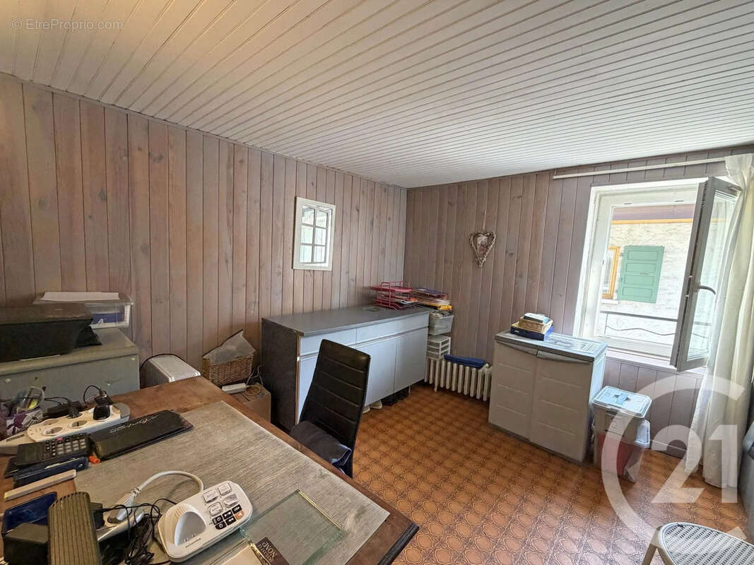 Maison à LYAUD
