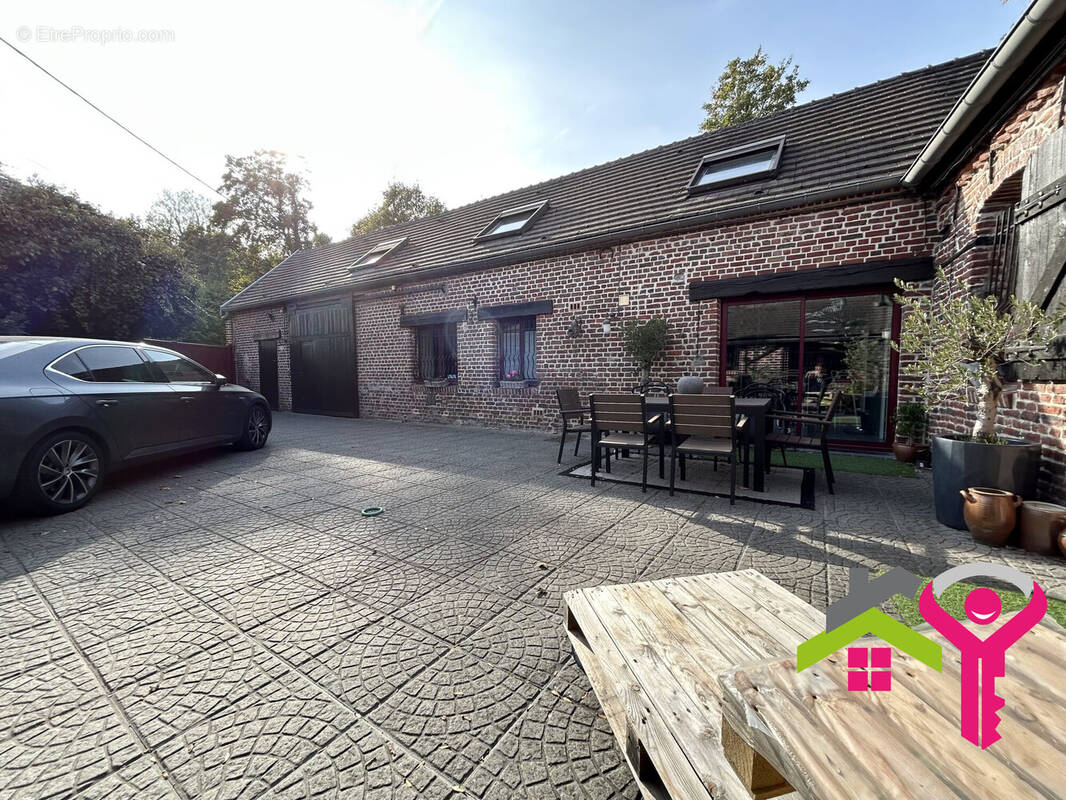 Maison à DOUCHY-LES-MINES