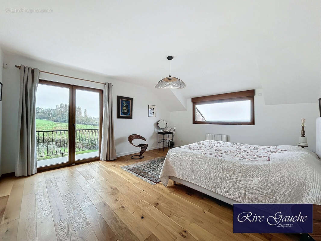 Maison à CHENS-SUR-LEMAN