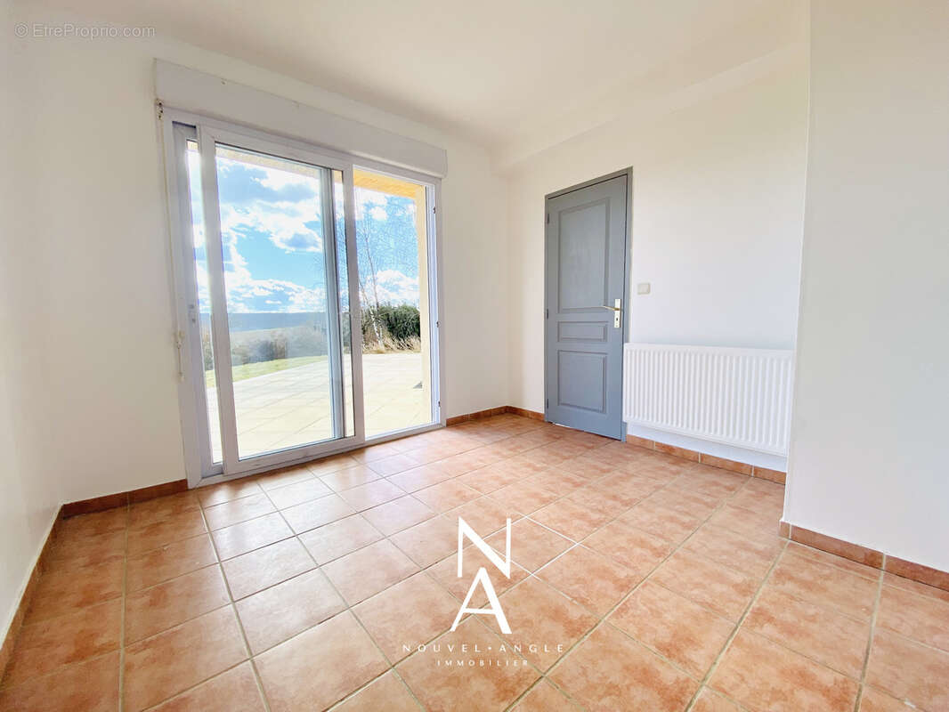 Maison à FRANCHEVILLE