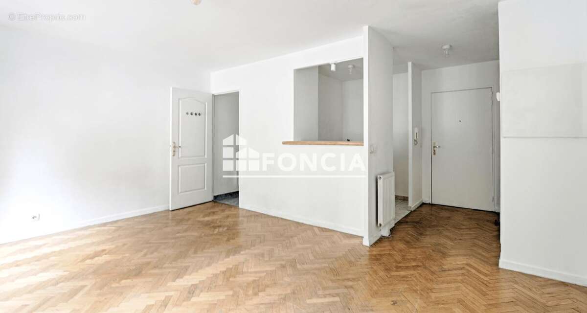 Appartement à MAISONS-ALFORT
