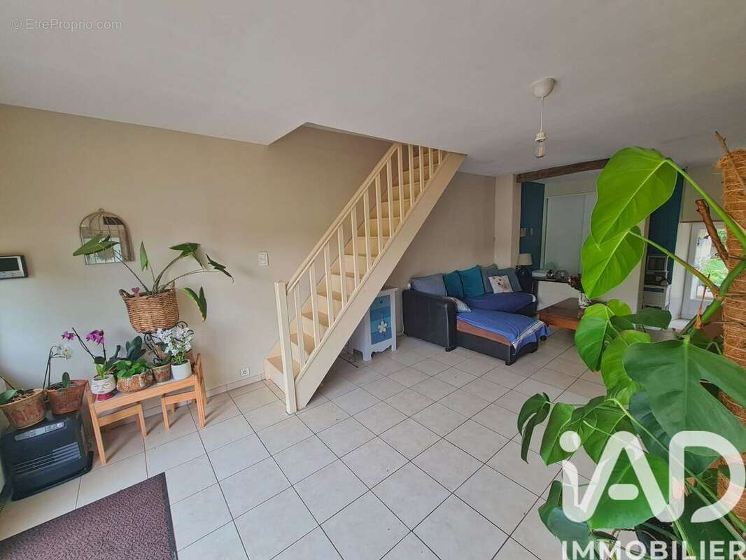 Maison 107 m² à Greneville-En-Beauce  - photo 8