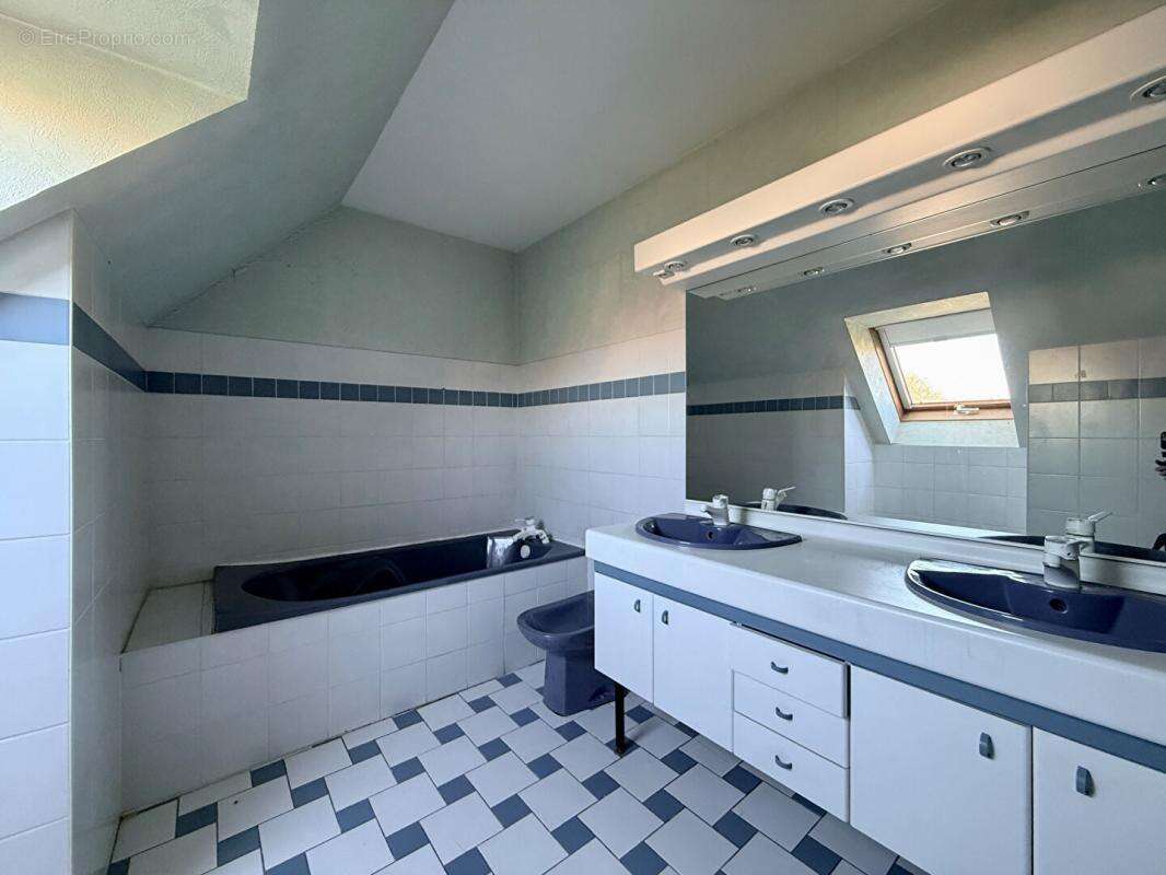 Maison 6 pièces 124 m2 avec garage et sous-sol - 4 chambres - photo 10