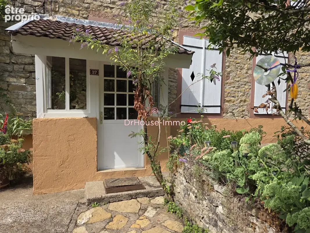 Maison 5 pièces 145 m² à vendre à Rougemont (25680) - photo 2
