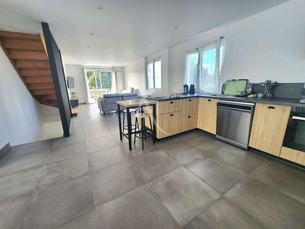 Maison à VILLEMOMBLE